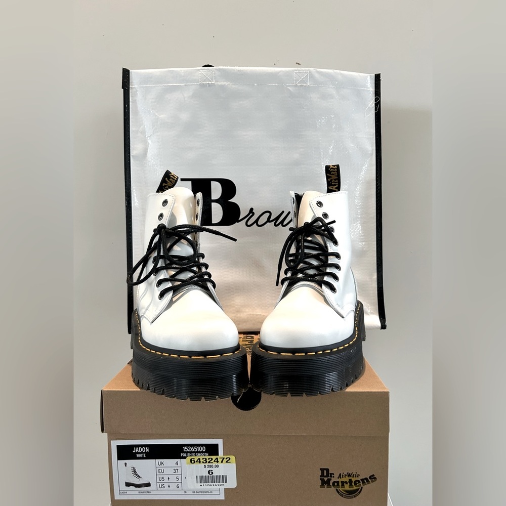 Dr Martens Jadon White Size 6